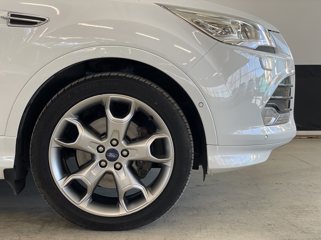 Ford Kuga LTS241