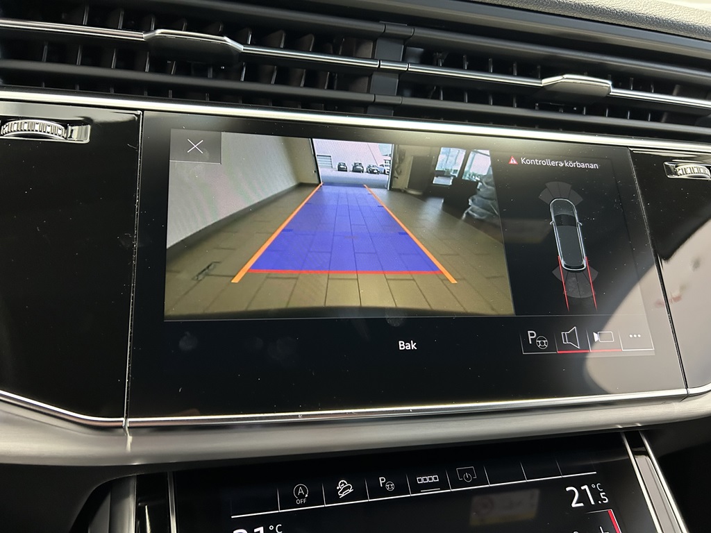 Audi Q7 LUC61U