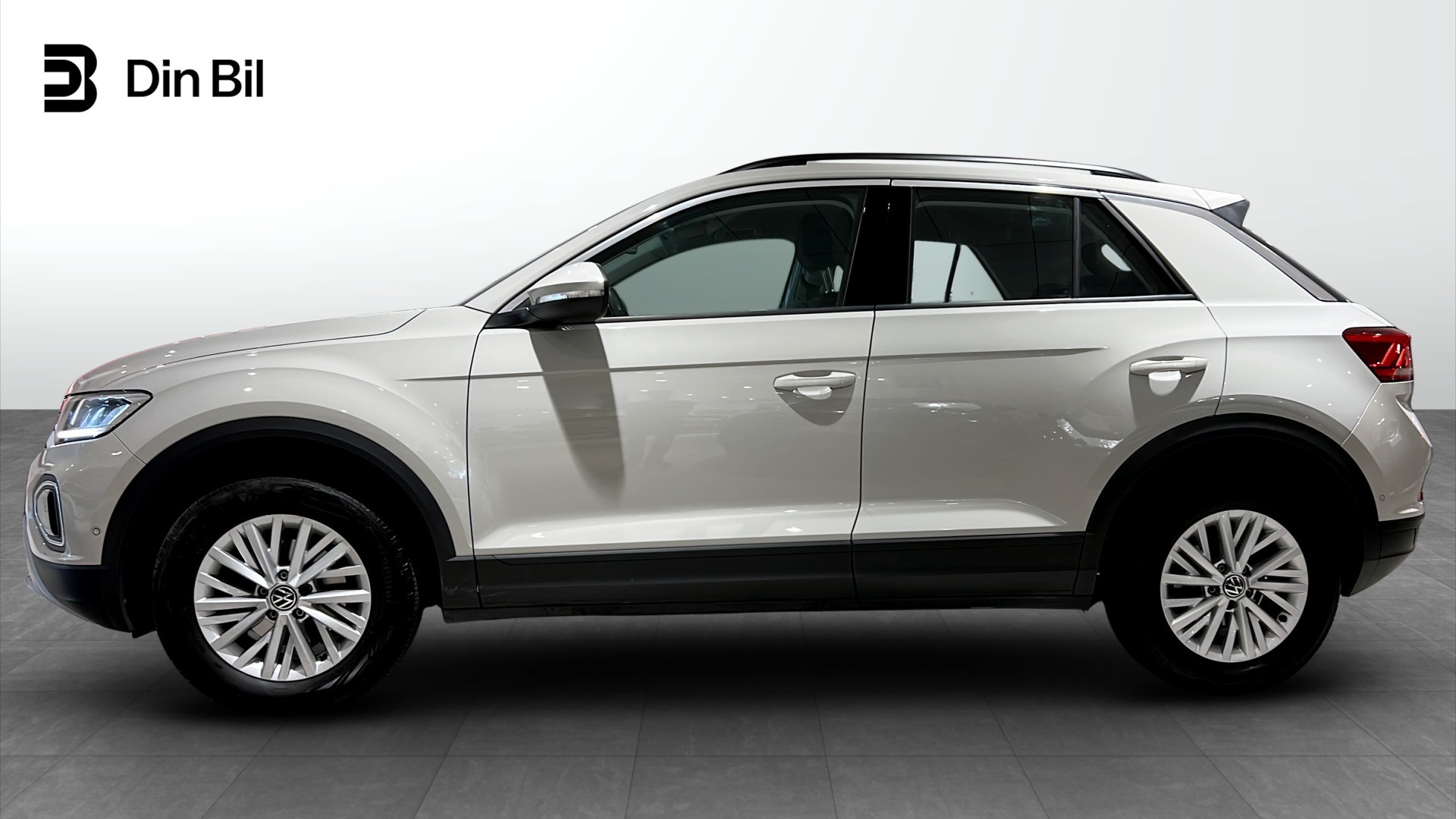 Volkswagen T-Roc LWA24C