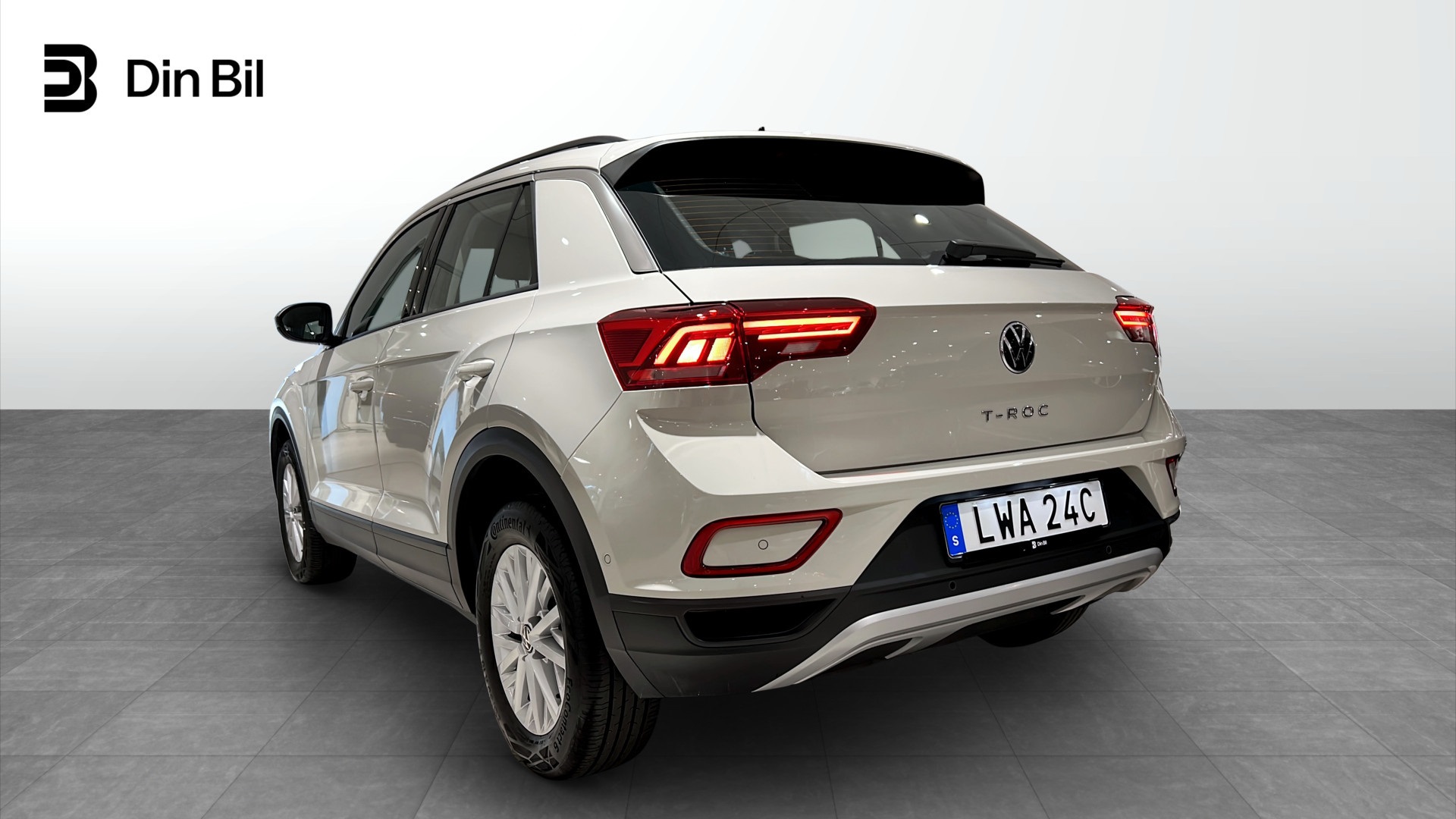 Volkswagen T-Roc LWA24C
