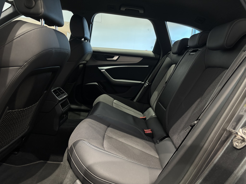Audi A6 Avant LWA86A