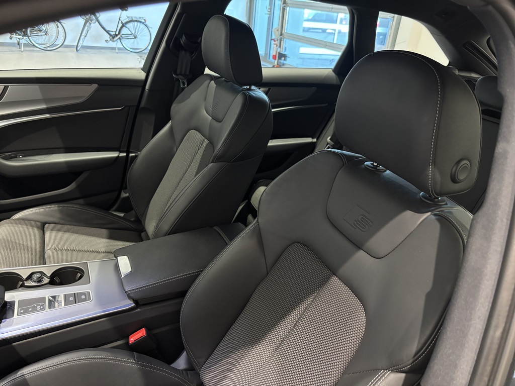 Audi A6 Avant LWA86A
