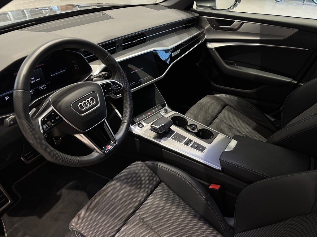 Audi A6 Avant LWA86A
