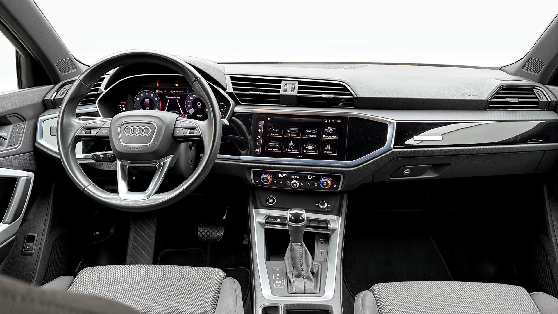 Audi Q3 LWB91E