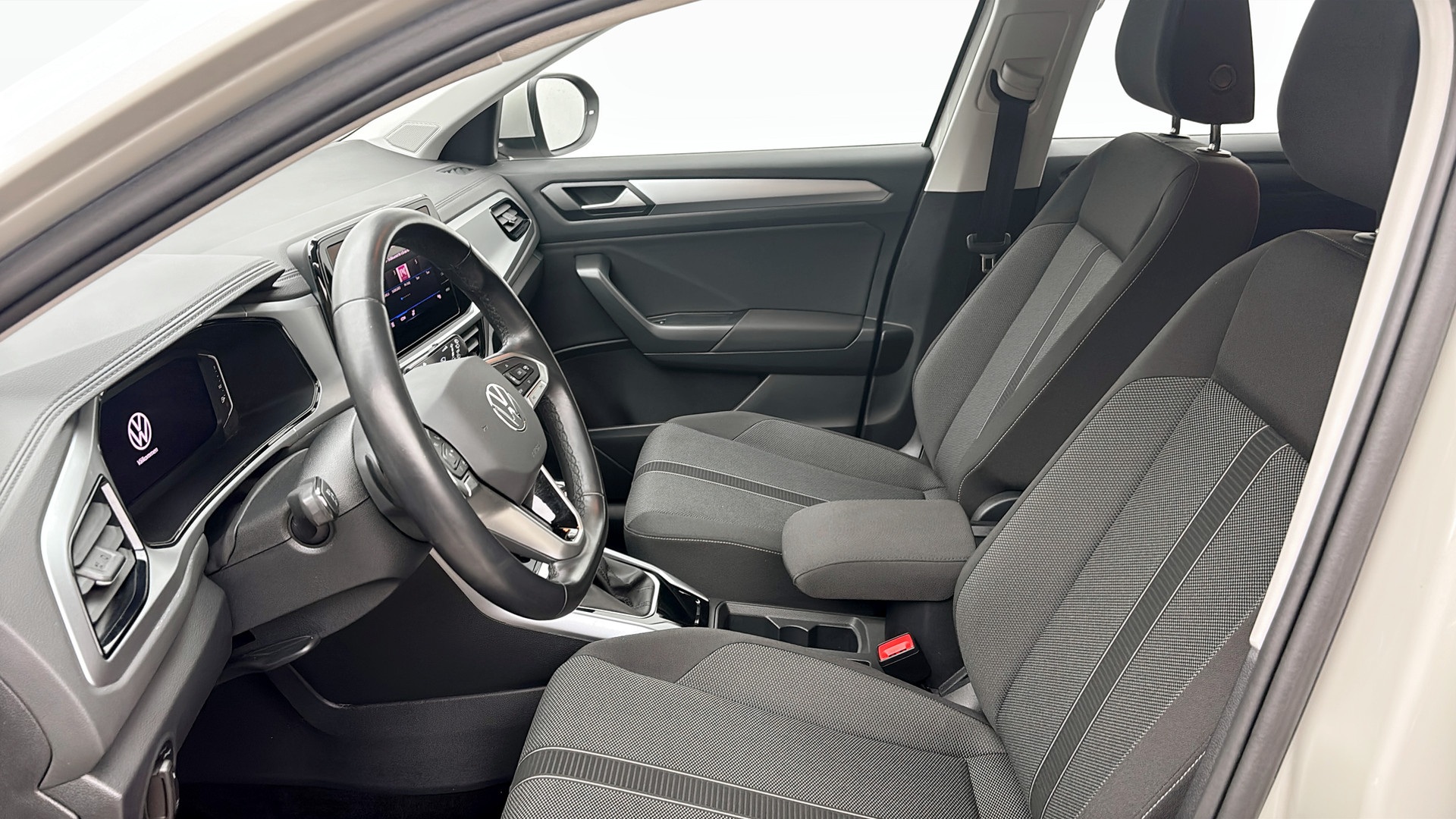Volkswagen T-Roc LWJ02K