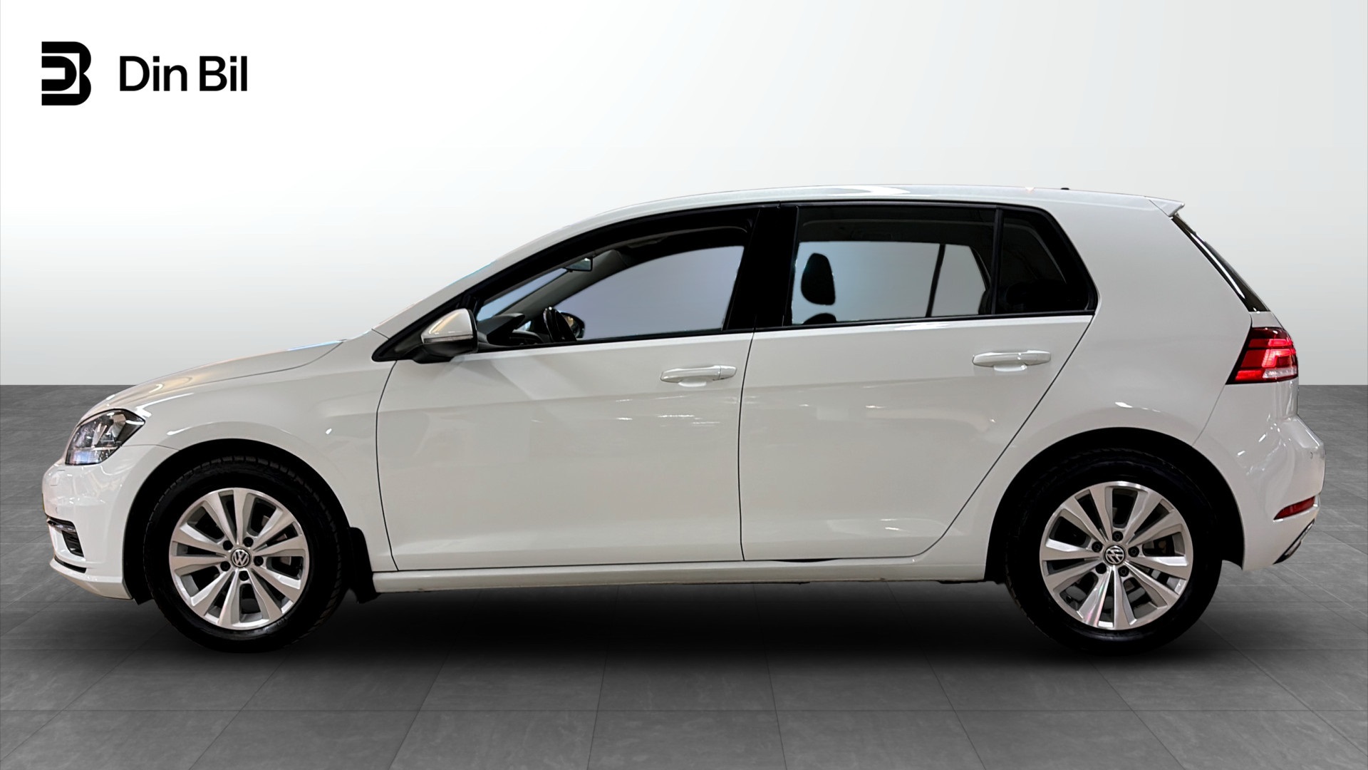 Volkswagen Golf LWW61C
