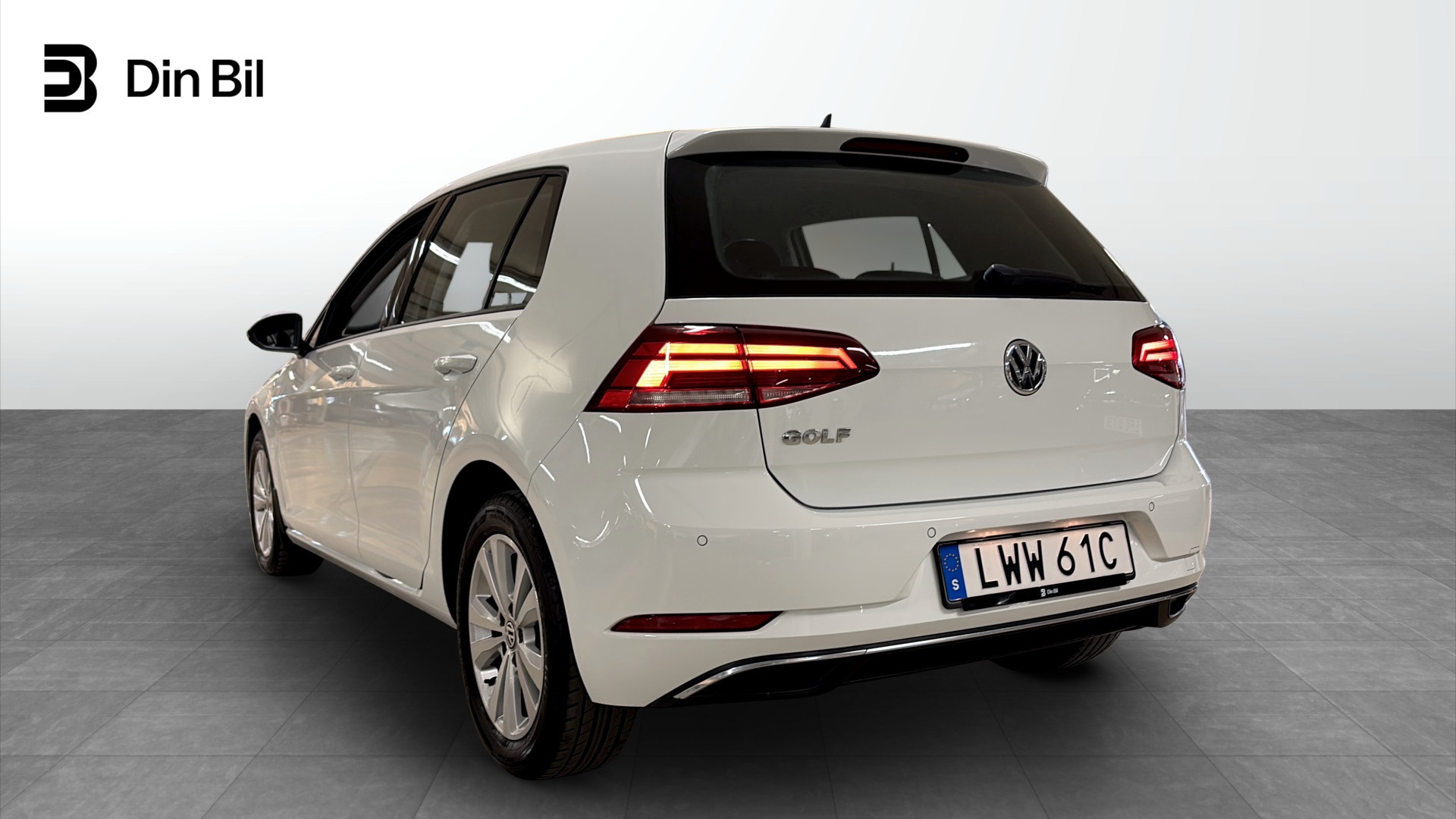 Volkswagen Golf LWW61C