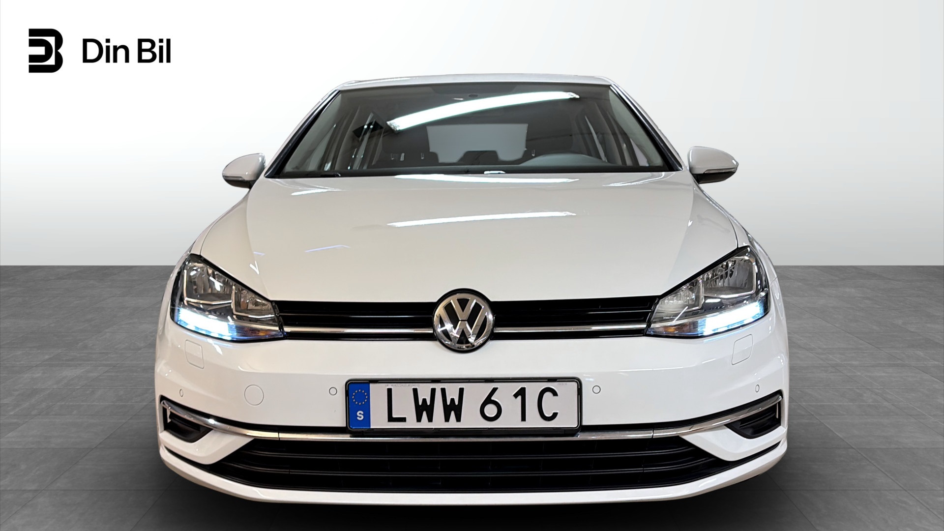 Volkswagen Golf LWW61C