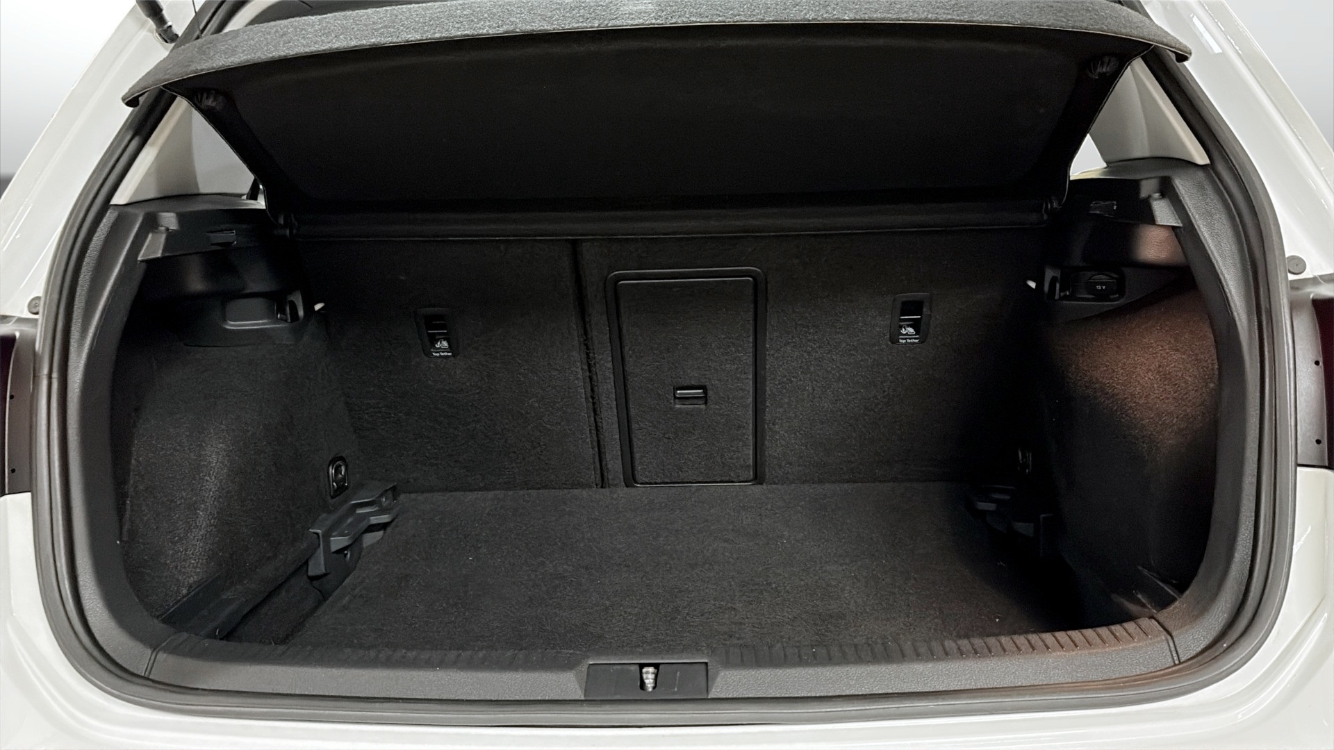Volkswagen Golf LWW61C