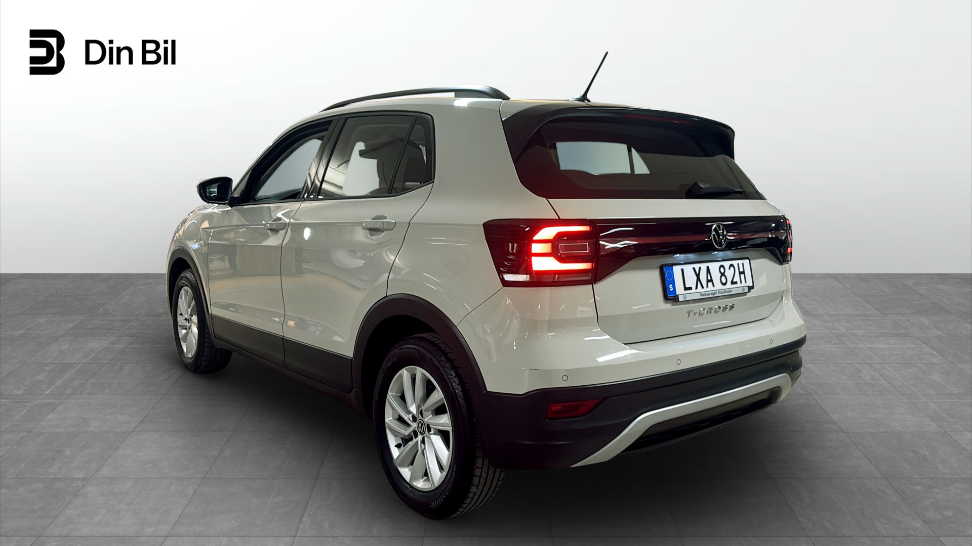 Volkswagen T-Cross LXA82H