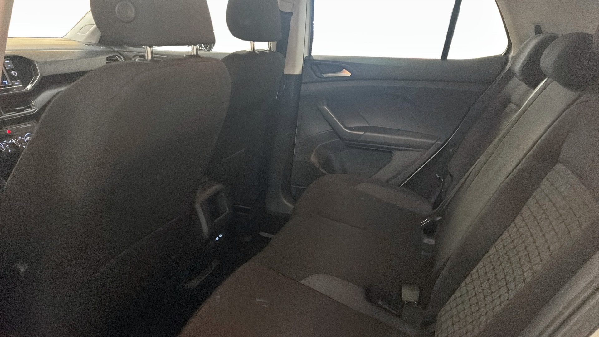 Volkswagen T-Cross LXA82H