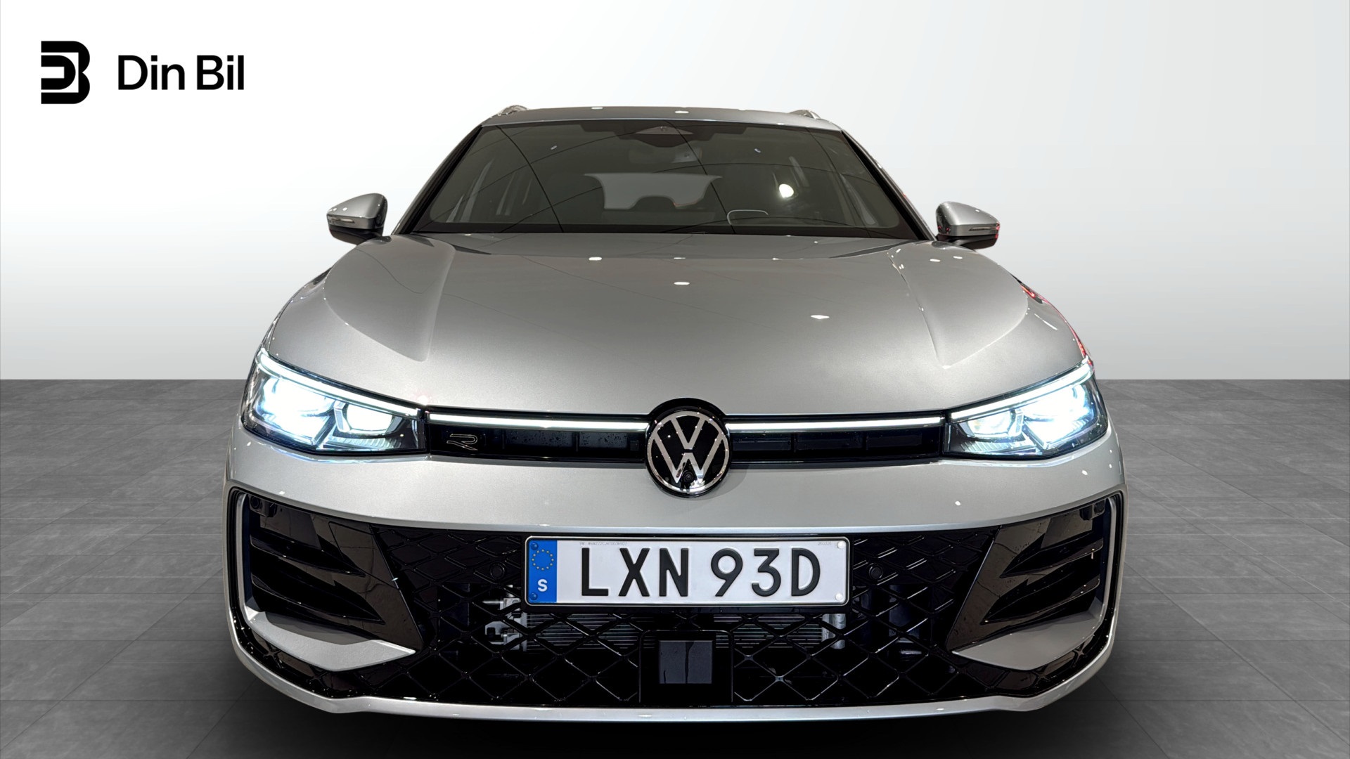 Volkswagen Passat LXN93D