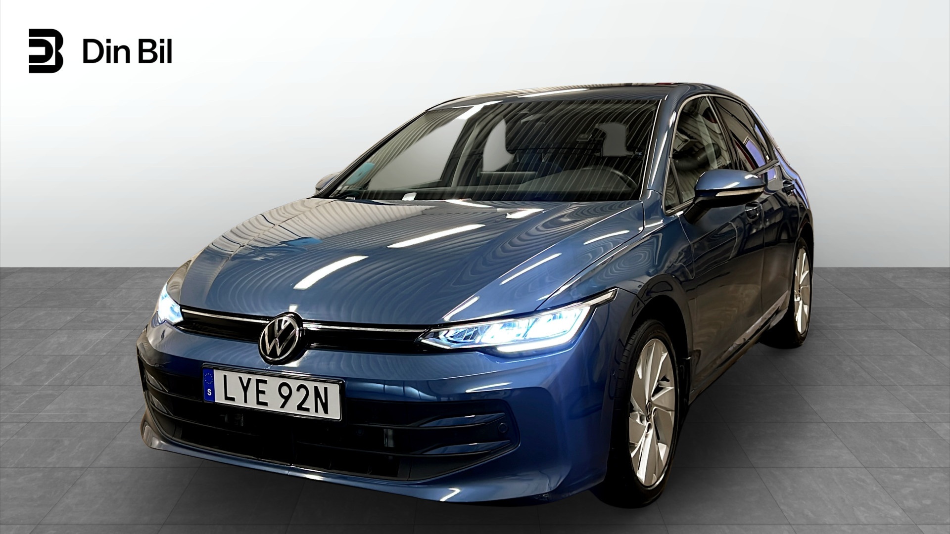 Volkswagen Golf LYE92N