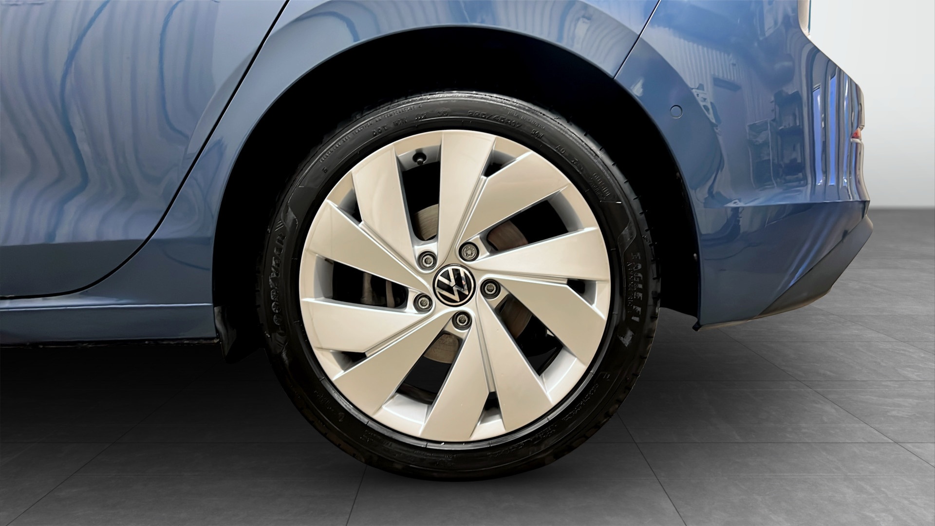 Volkswagen Golf LYE92N