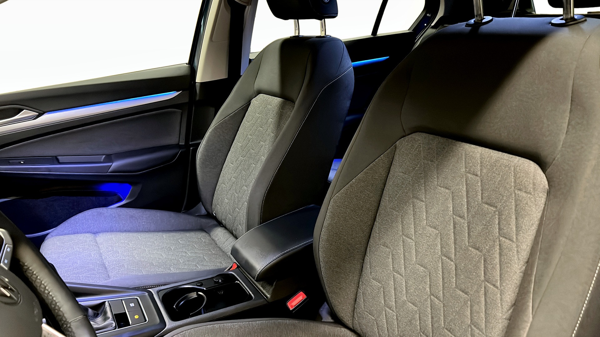 Volkswagen Golf LYE92N