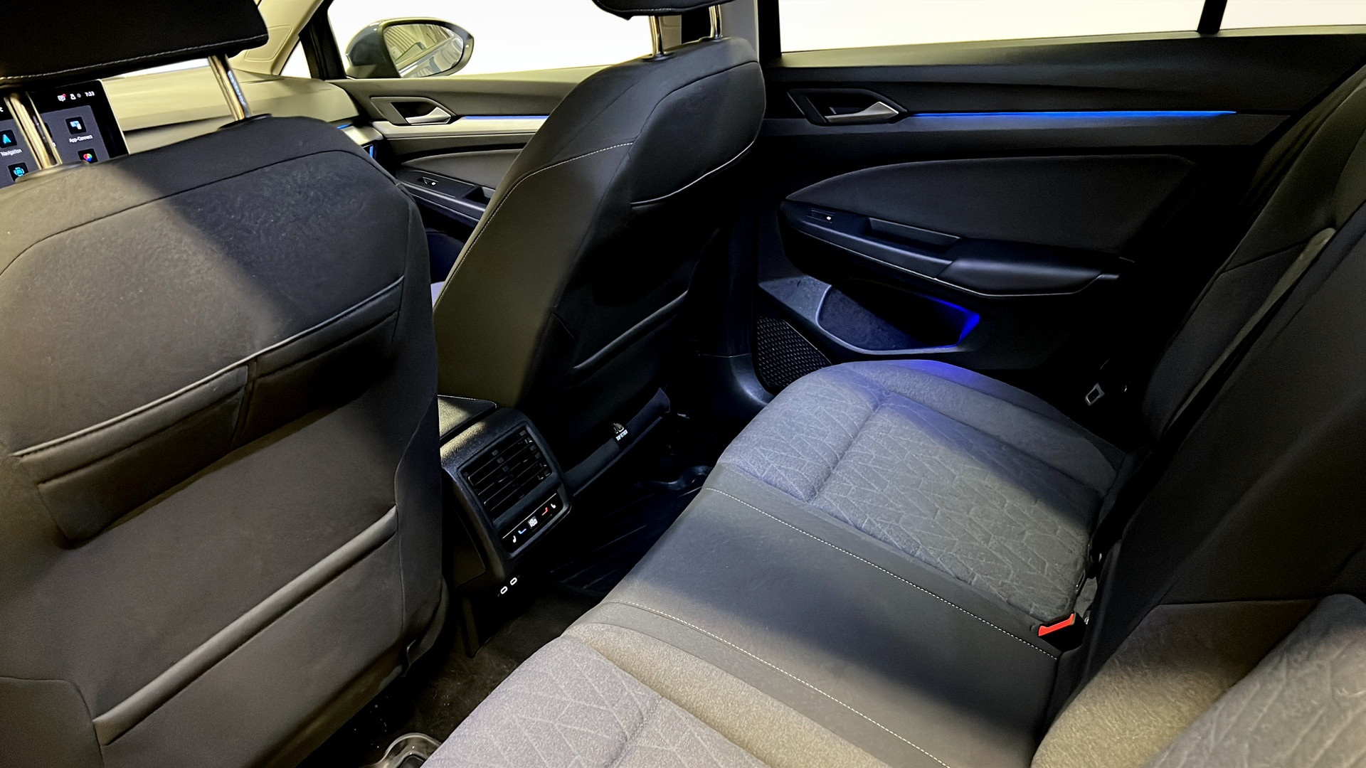 Volkswagen Golf LYE92N