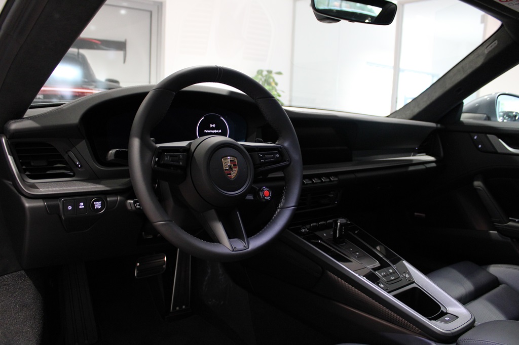 Porsche 992 LYP11F
