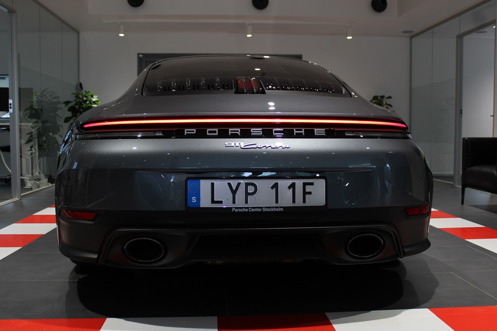 Porsche 992 LYP11F