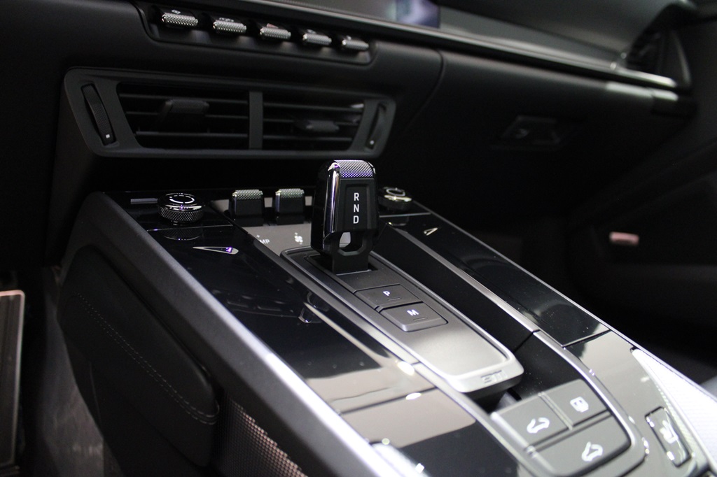 Porsche 992 LYP11F