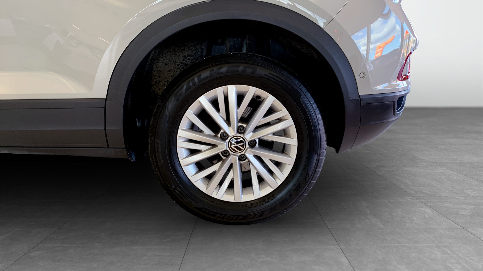 Volkswagen T-Roc LZE92L