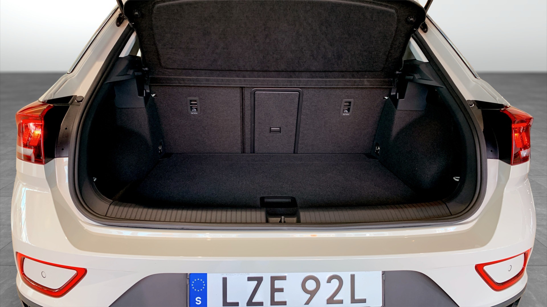 Volkswagen T-Roc LZE92L