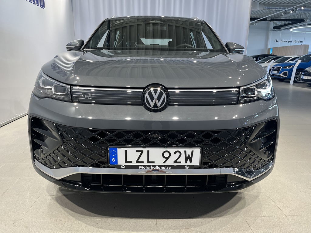 Volkswagen Tiguan LZL92W