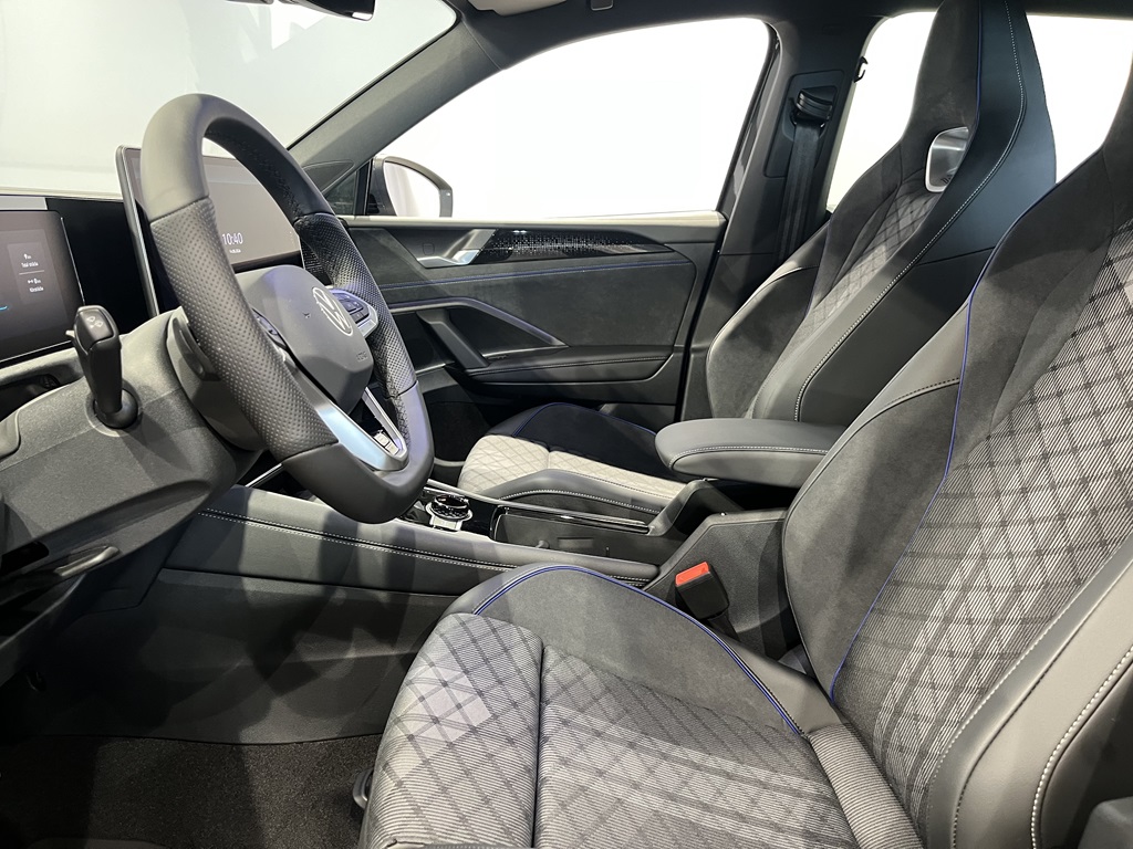Volkswagen Tiguan LZL92W