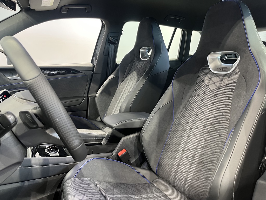 Volkswagen Tiguan LZL92W