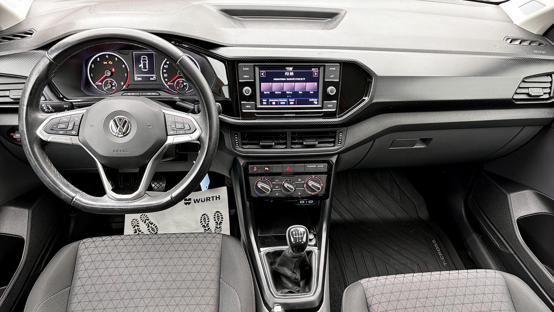Volkswagen T-Cross LZM61L