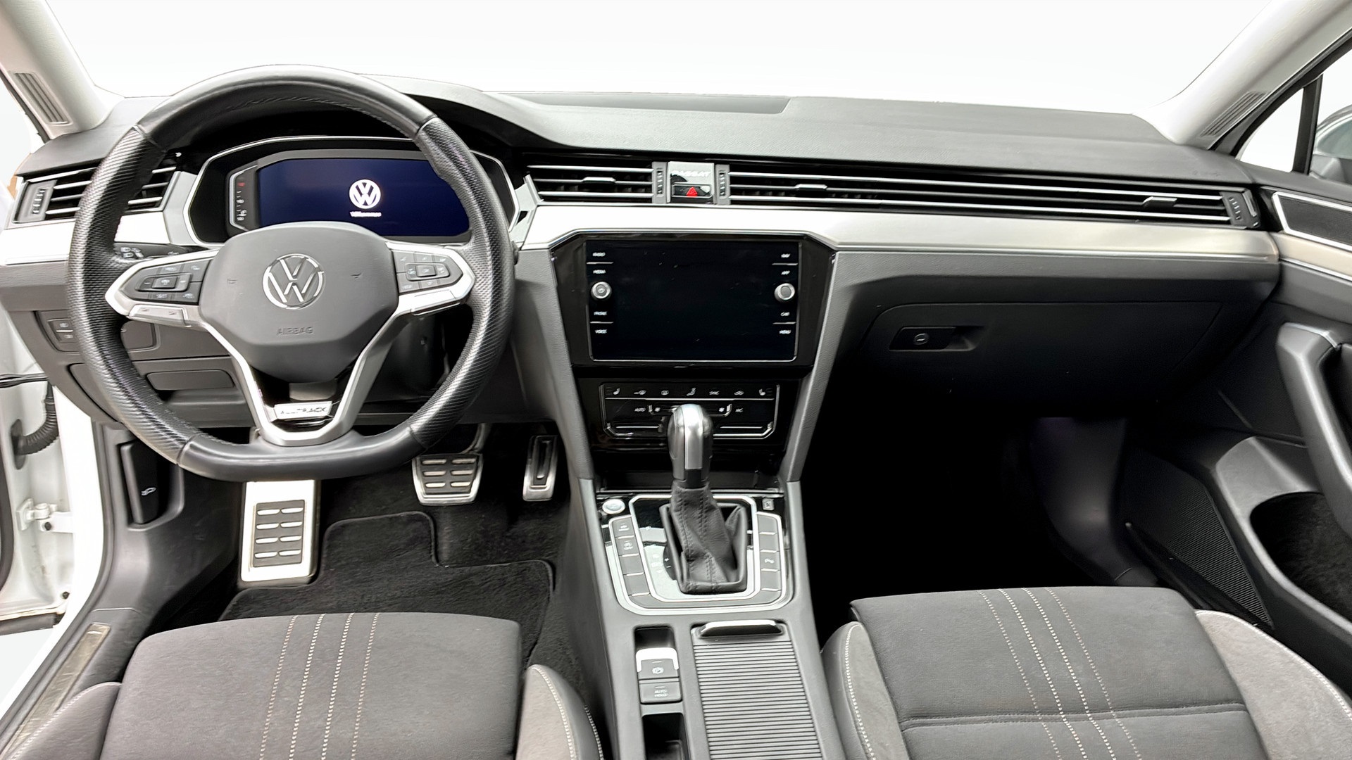 Volkswagen Passat MBP04D