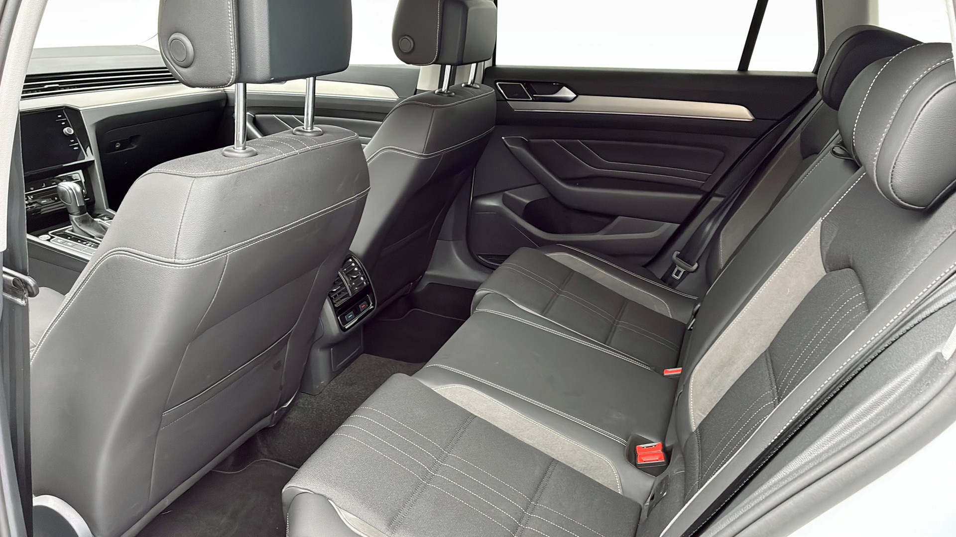 Volkswagen Passat MBP04D