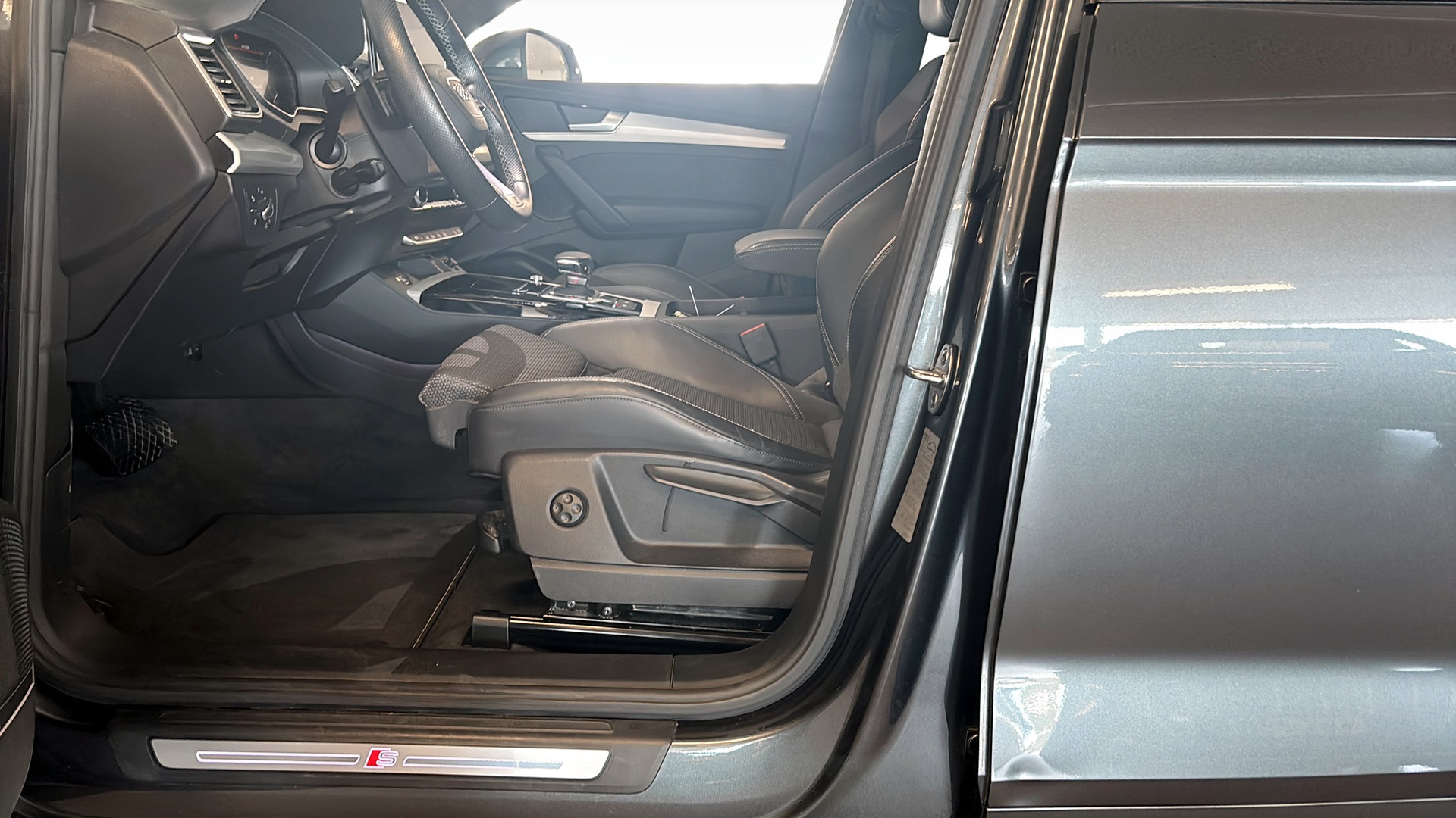 Audi Q5 MBP49B