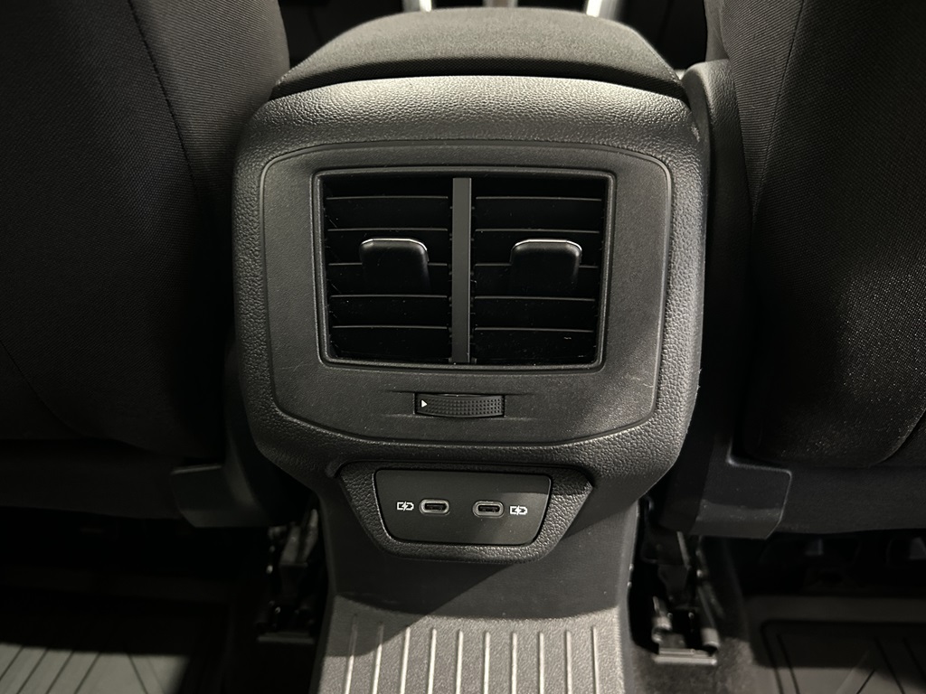 Volkswagen T-Roc MCG01Z