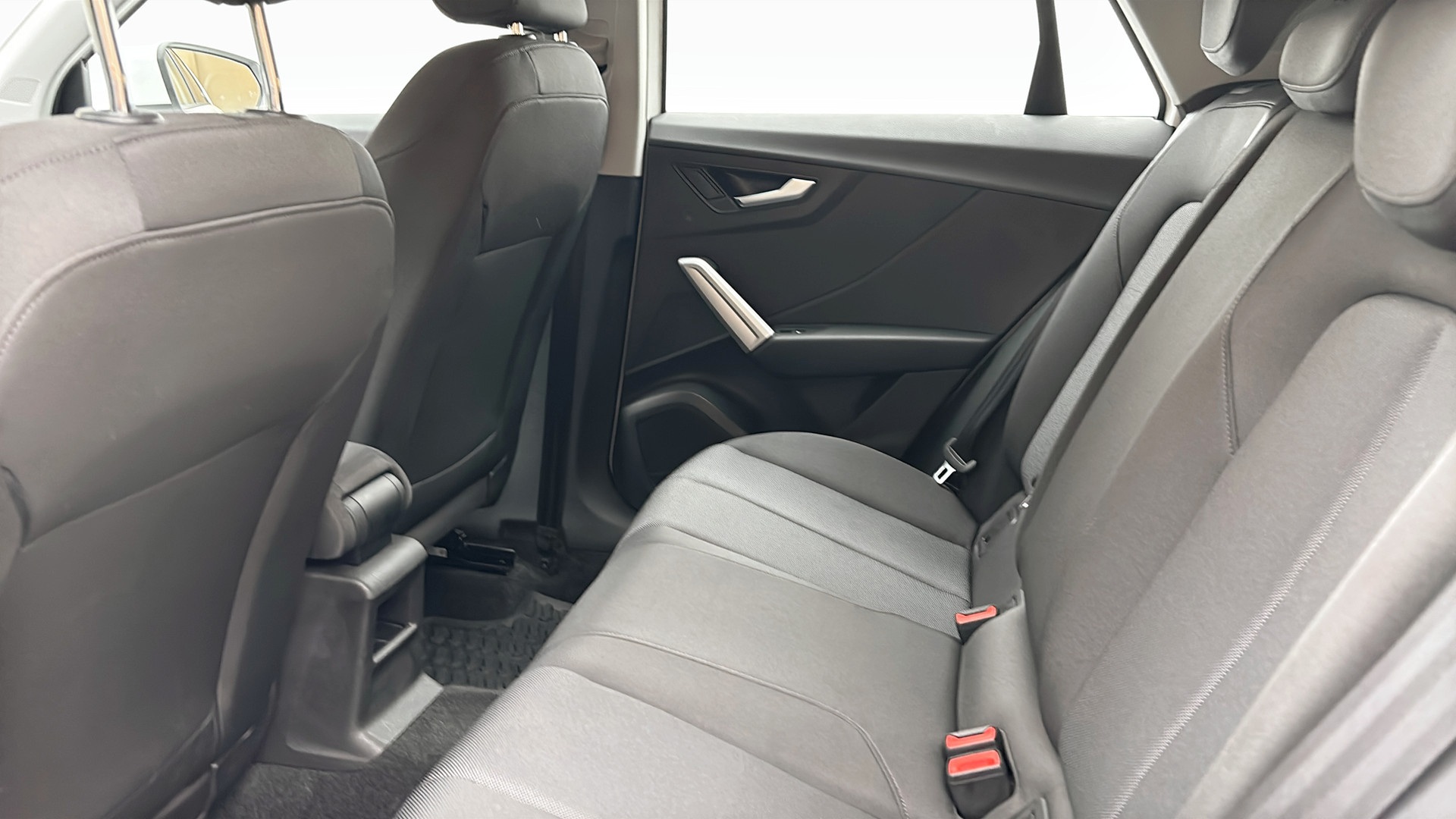 Audi Q2 MCG31H