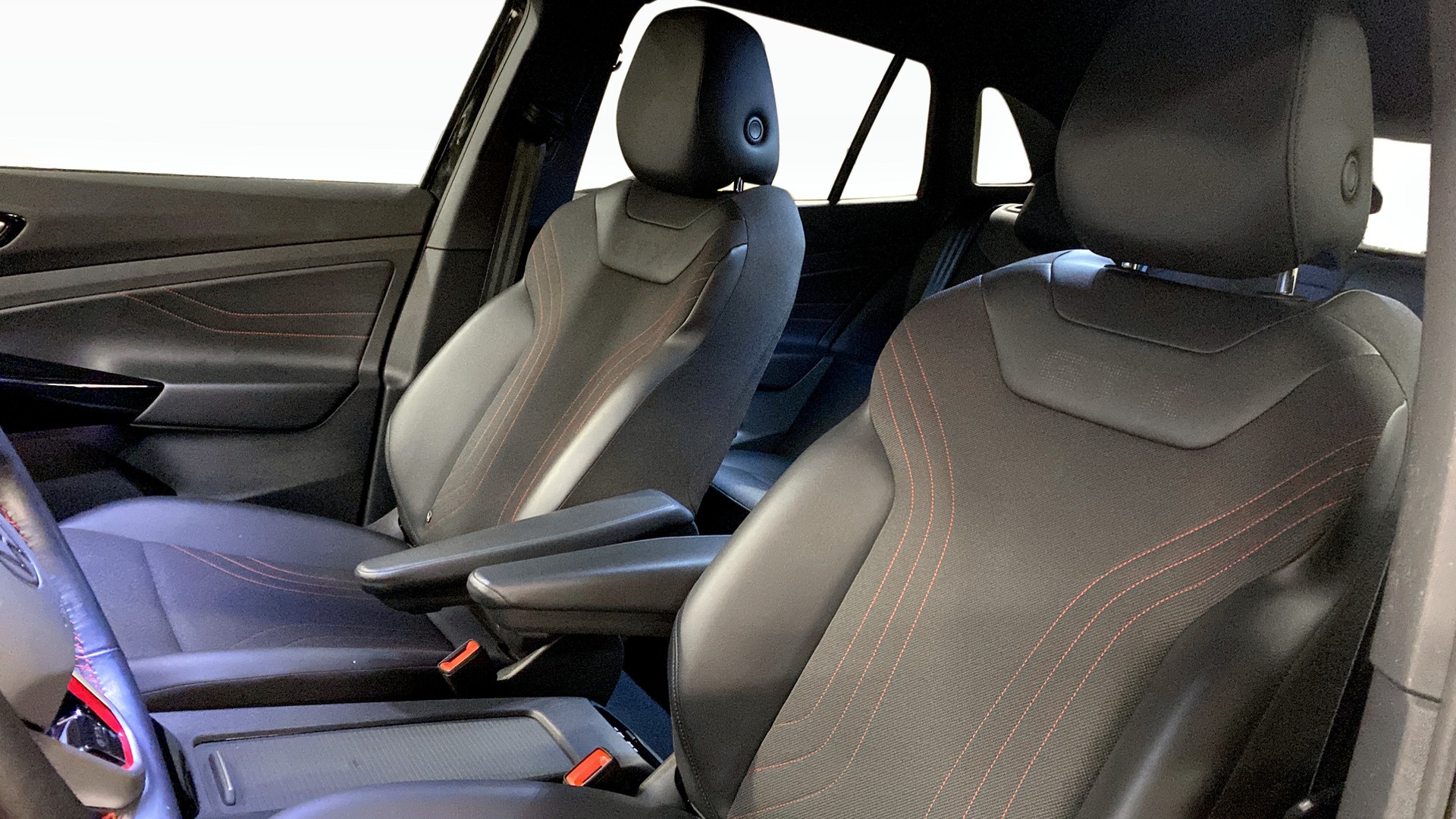 Volkswagen ID.4 MCJ01Y