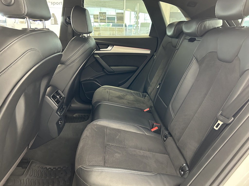 Audi SQ5 MCS881