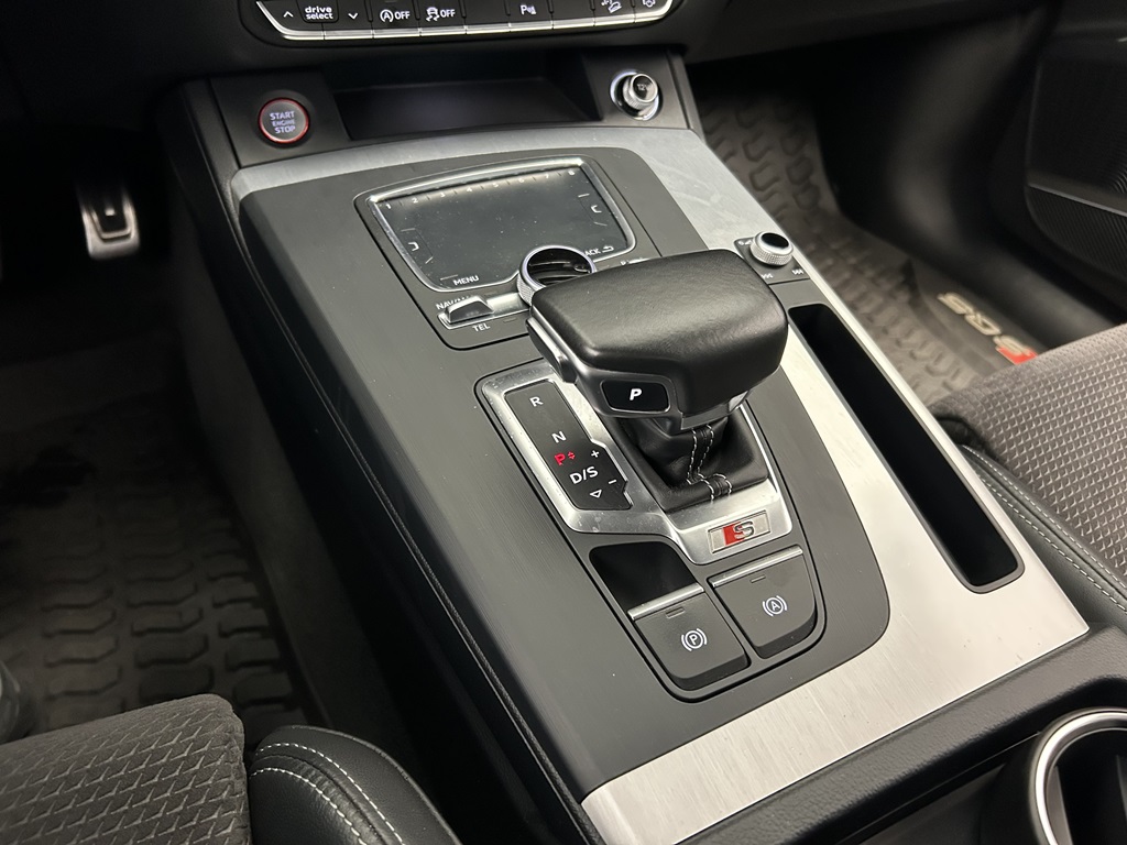 Audi SQ5 MCS881