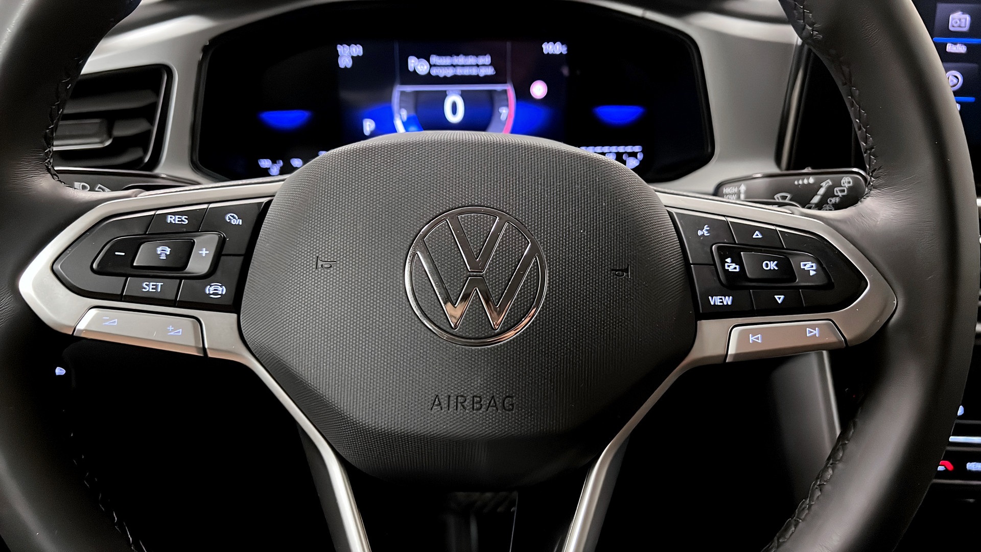 Volkswagen T-Roc MDF86N