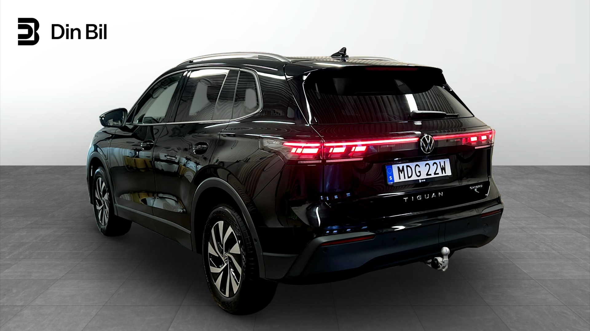 Volkswagen Tiguan MDG22W