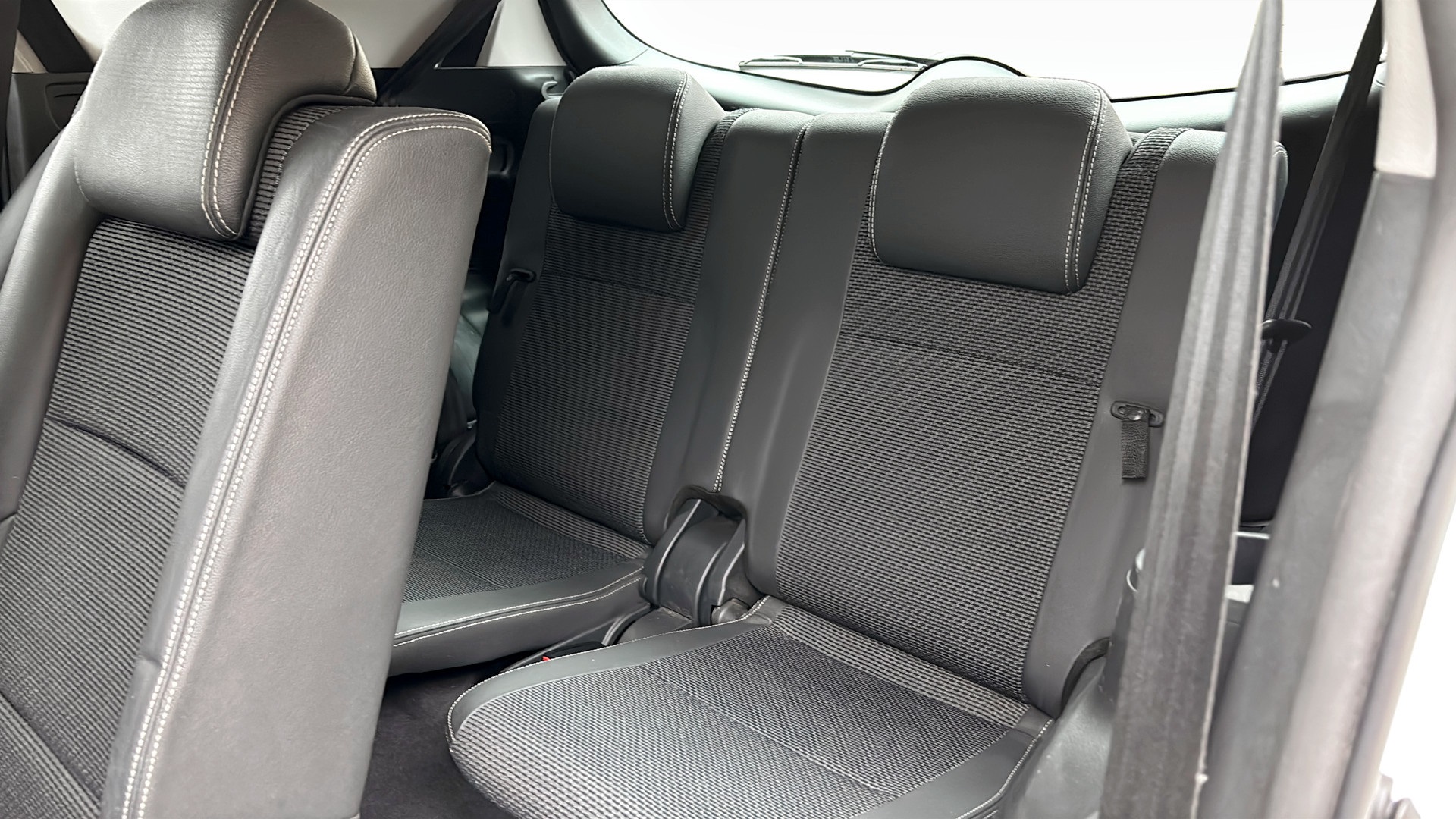 Toyota Verso MDM412