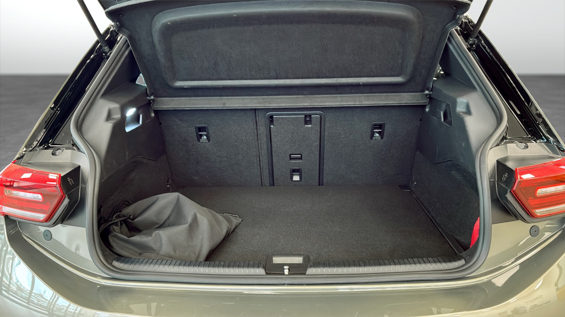 Volkswagen ID.3 MDU85T
