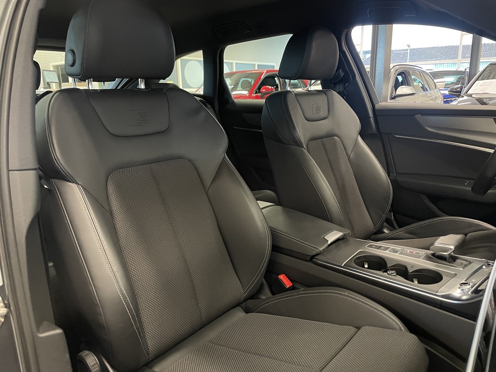 Audi A6 Avant MEL86W