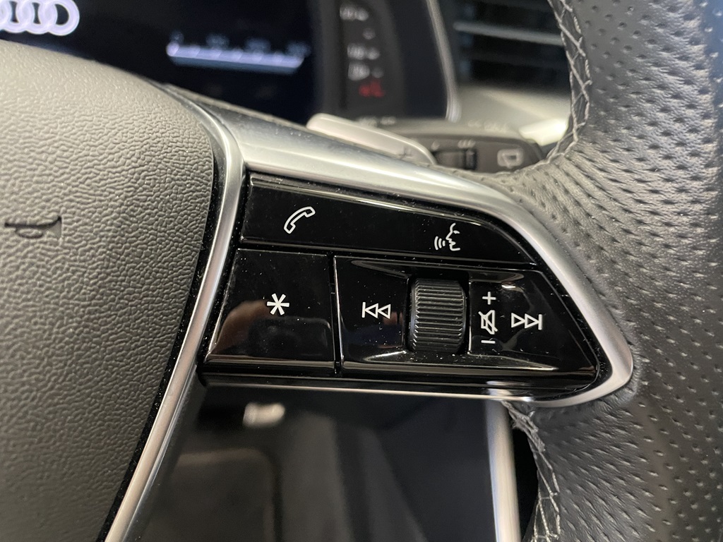 Audi A6 Avant MEL86W