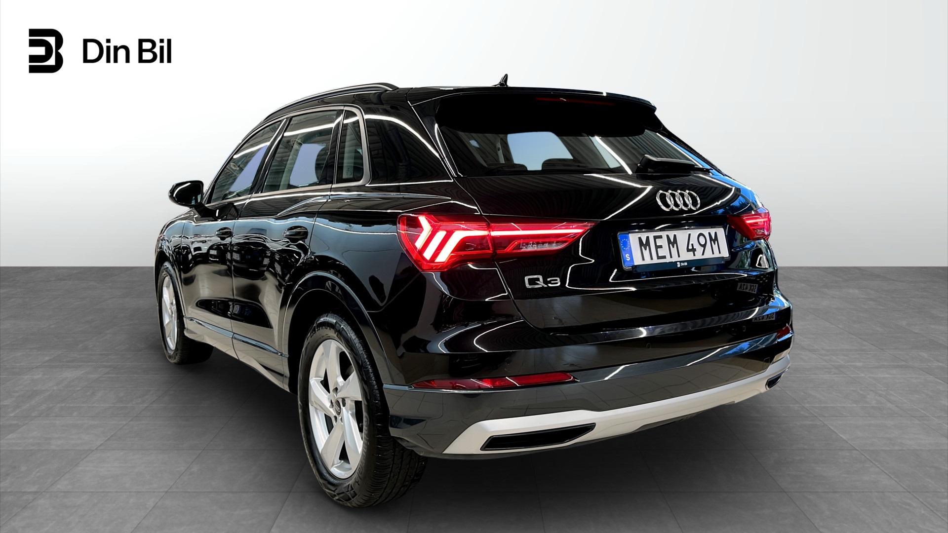 Audi Q3 MEM49M