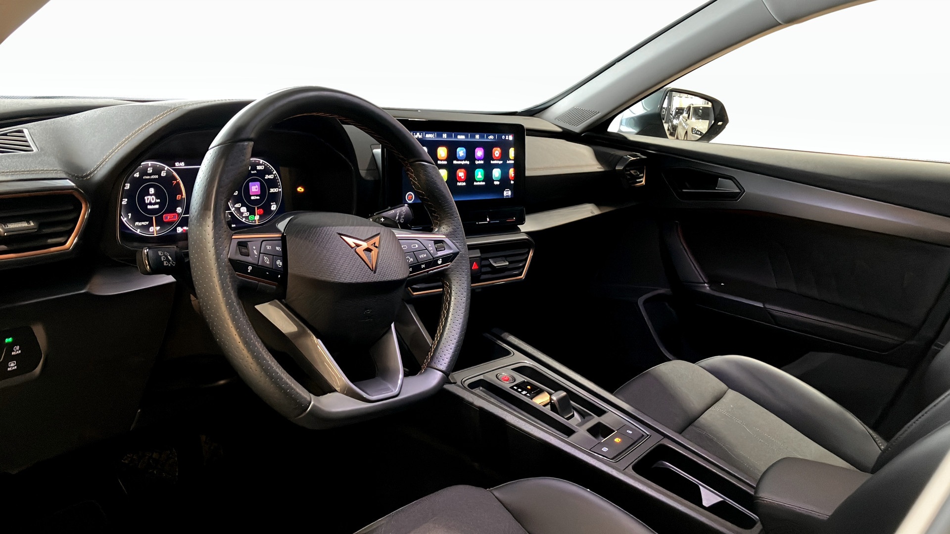 SEAT Cupra MEP16U