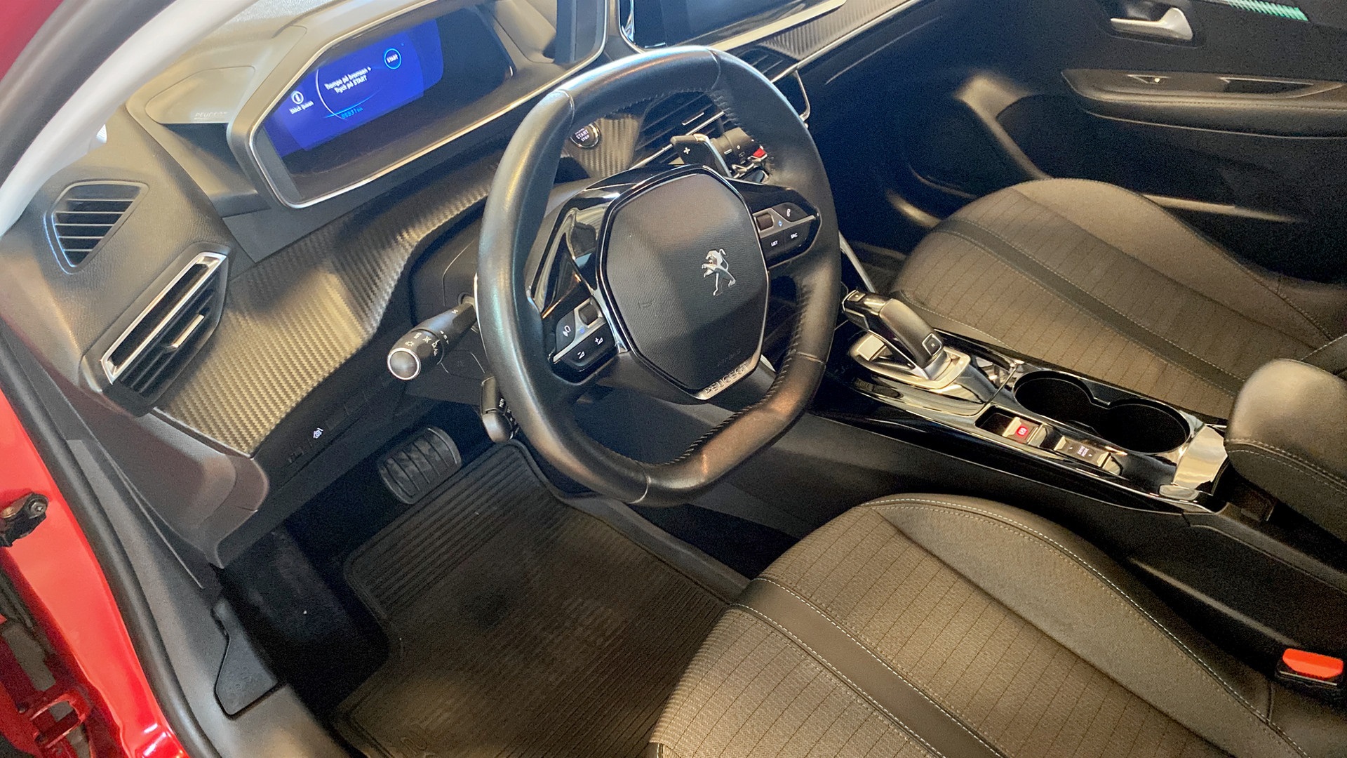 Peugeot 208 MEP91U