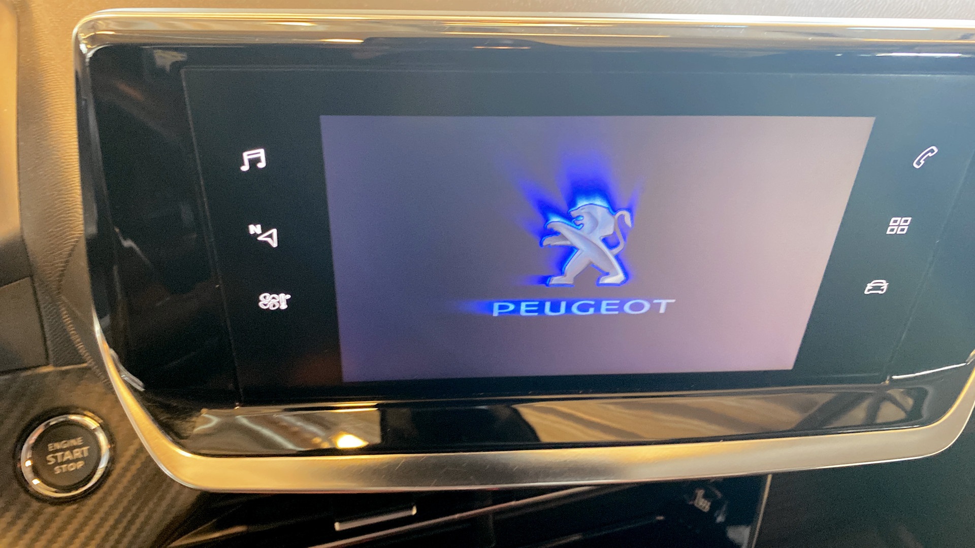 Peugeot 208 MEP91U