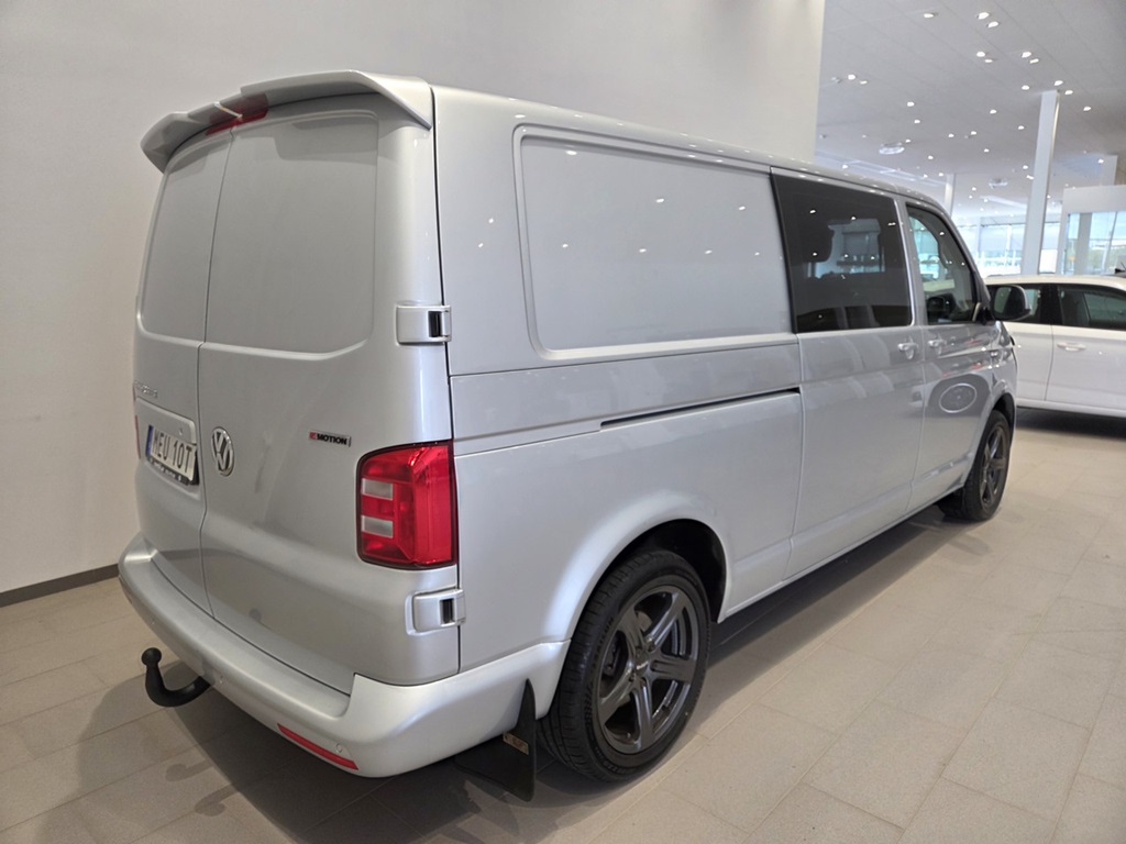 Volkswagen T6 Transporter Kombi MEU10T