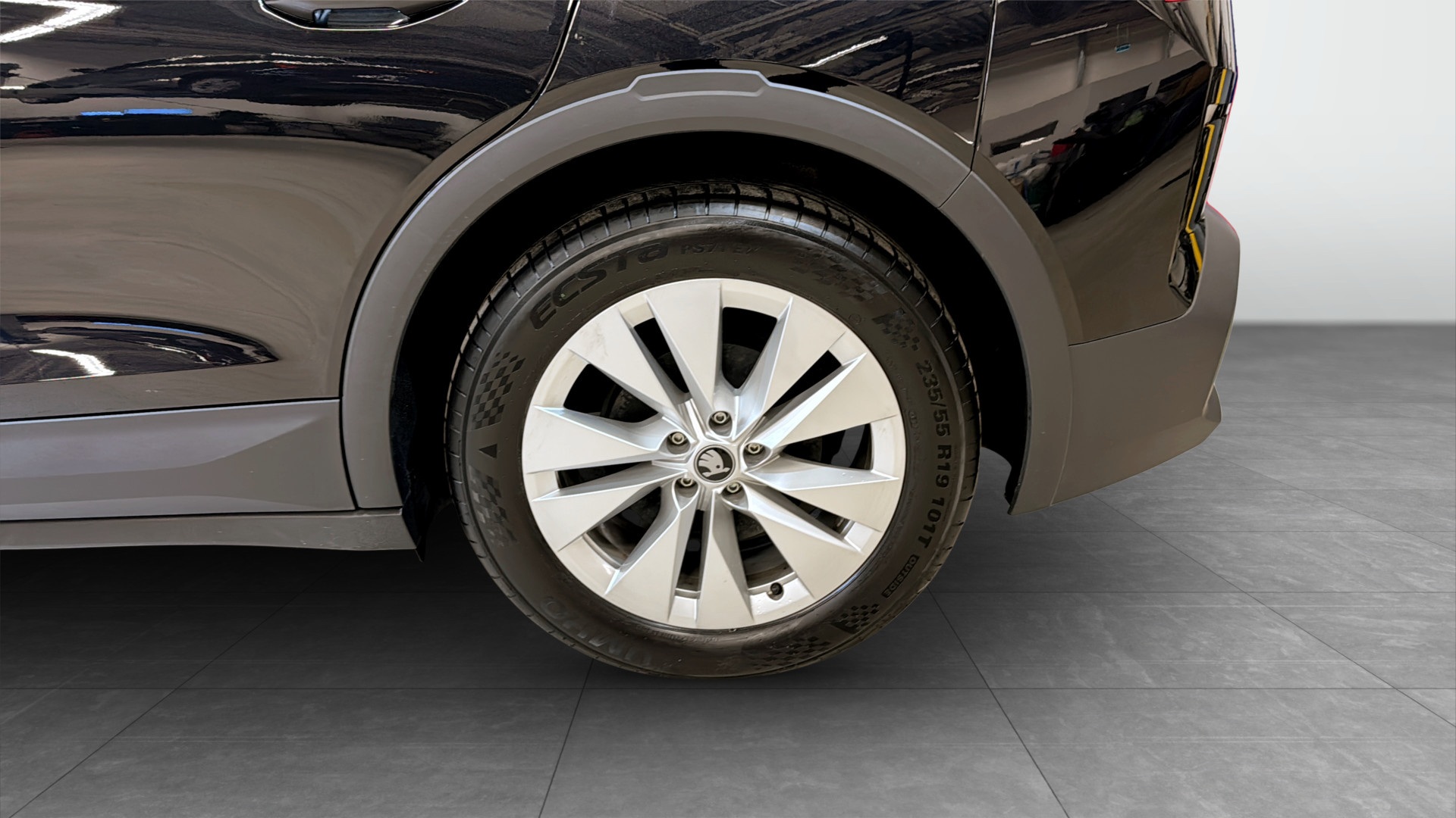 Skoda Elroq MEU85U
