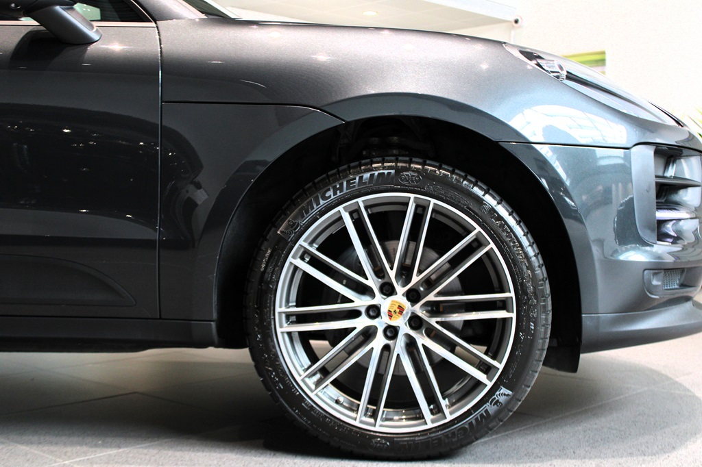 Porsche Macan MEX10H